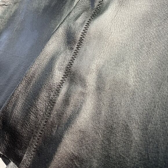 Vintage CLIO 100% Leather Pencil Skirt Size 8 |‎ 90s Minimalism Capsule Wardrobe - Picture 2 of 10